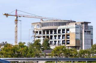 Reforma planistyczna to paraliż. Inwestycje zamrożone, co z wartością działek?