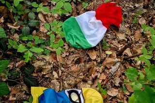 Ustawka udaremniona! Policjanci gonili kiboli po lesie!