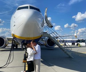 Oświadczyny na płycie Kraków Airport