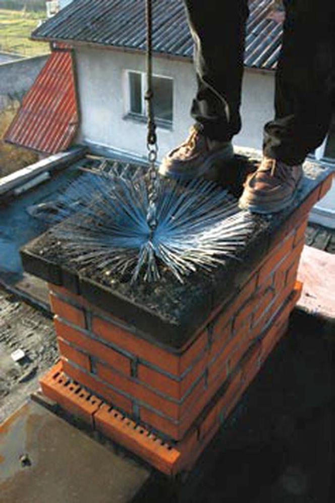 Jak często należy przeprowadzać kontrolę i czyszczenie komina?