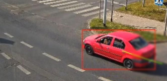 Sieradz. Nietrzeźwa 32-latka prowadziła auto. Siedziała na leżącym mężczyźnie [ZDJĘCIA].
