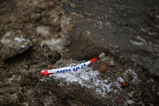 Został lej na głębokość ok. 5 metrów. Tak wygląda Przewodów po uderzeniu rakiety. Zobacz 