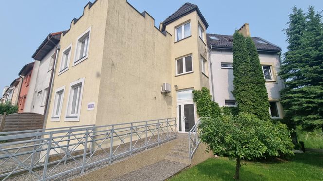 Sceny grozy w gabinecie lekarskim. Rozszalały pacjent zaatakował lekarkę!