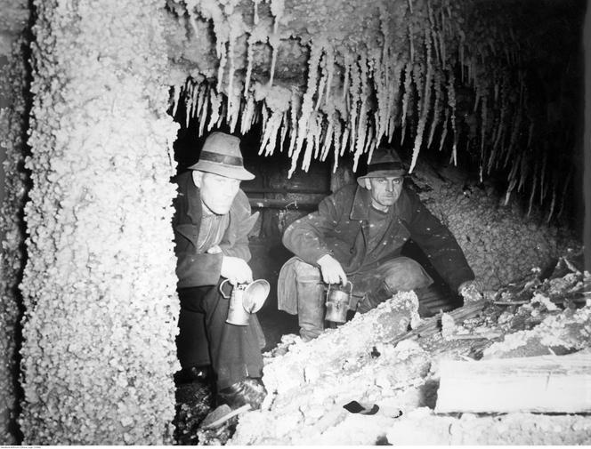 Kopalnia soli w Wieliczce to perła Małopolski. Jak wyglądała przed laty? 