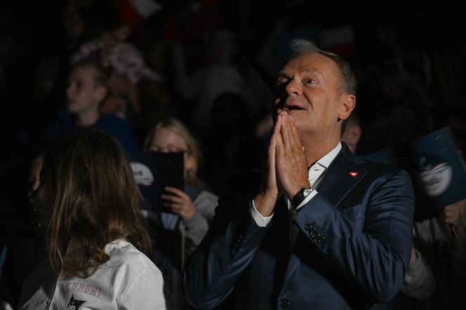 Polak poleciał w kosmos. Start misji Axiom-4 oglądał premier. Donald Tusk był w Centrum Nauki Kopernik 
