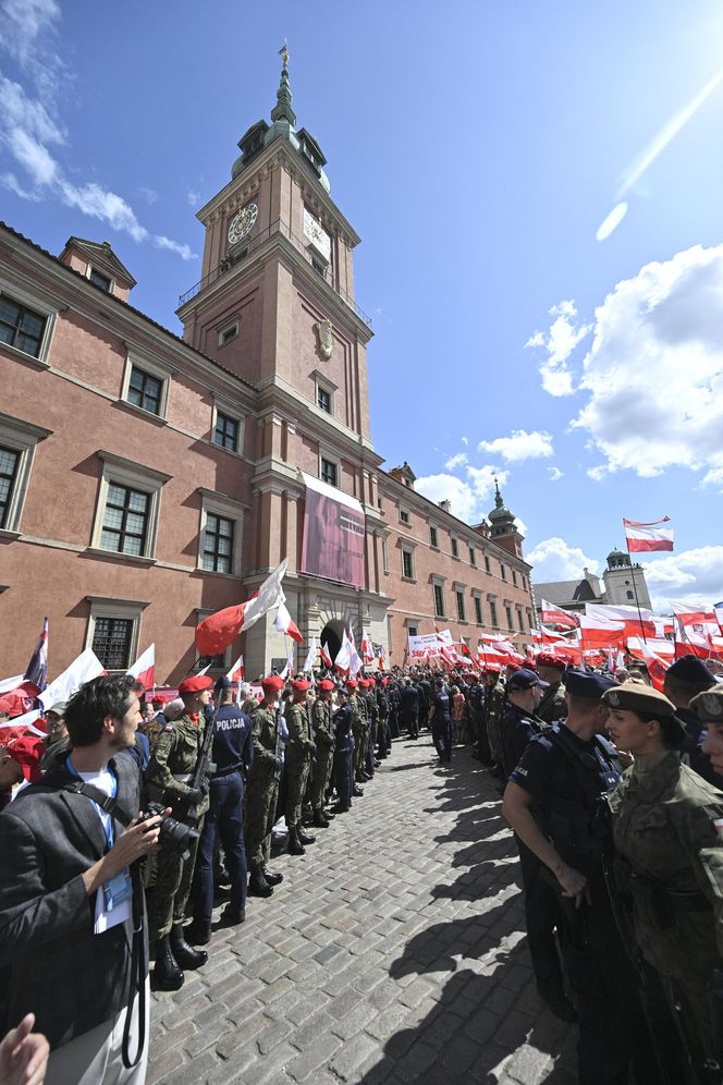  Karol Nawrocki przejmuje symboliczne zwierzchnictwo nad Orderem Orła Białego i Orderem Odrodzenia Polski