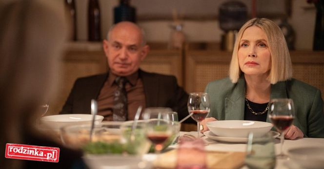Rodzinka.pl 17 sezon odc. 297. rodzice Magdy - Beata (Agnieszka Wosińska), Jan (Krzysztof Dracz)