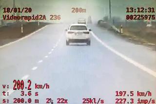 Gnała ponad 200 km/h. Rozpędzone Audi zatrzymali policjanci z grupy SPEED