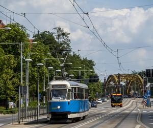 Naprawdę specjalna komunikacja na Noc Muzeów we Wrocławiu. Przejedź się zabytkowym tramwajem lub autobusem