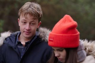 	M jak miłość odc. 1857. Kacper (Bartosz Ziewiec), Basia (Karina Woźniak)