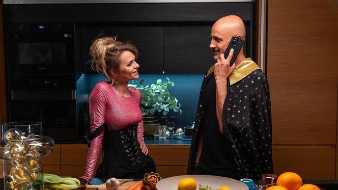 Na dobre i na złe odc. 901: Agata (Emilia Komarnicka-Klynstra), Rafał Konica (Robert Koszucki)