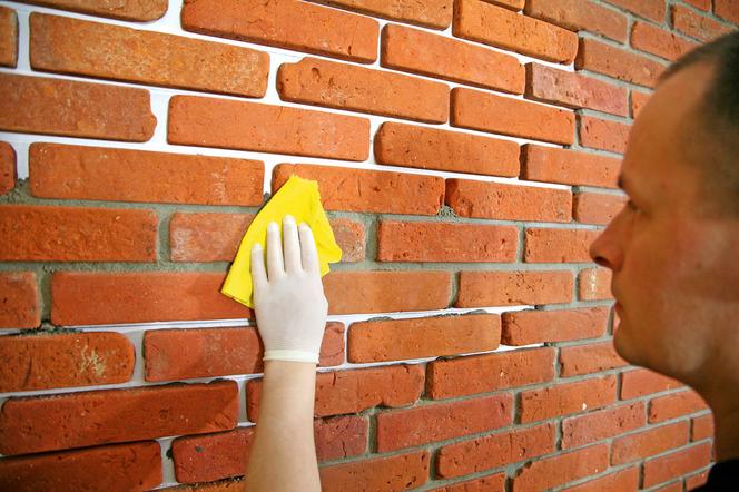 Jak zrobić ścianę z cegły