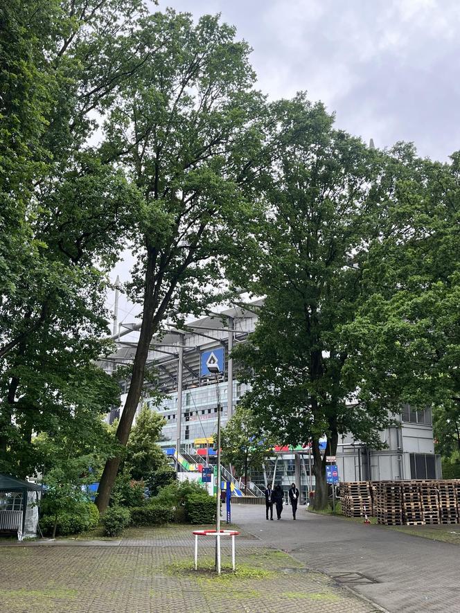 Na tym stadionie Polacy zagrają z Holandią. Jak wygląda obiekt w Hamburgu przed niedzielną bitwą? [ZDJĘCIA]