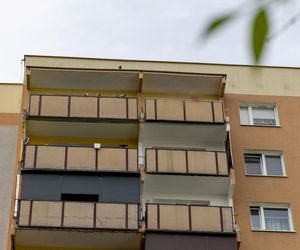 Tragedia w Koninie. Nie żyją 31-latka i małe dziecko