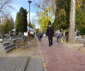 Przygotowania do Wszystkich Świętych Zamość