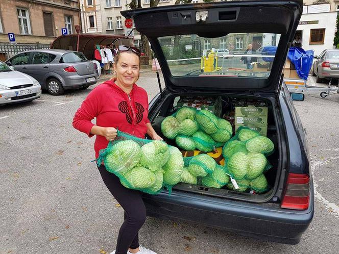 Odbierz za darmo świeże warzywa i owoce w bydgoskiej Jadłodzielni! [ZDJĘCIA]