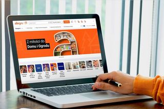 Platformy handlowe coraz częściej punktem startowym zakupów online - Allegro na czele