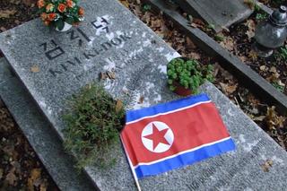 Grób Kim Ki Dok na Cmentarzu Osobowickim. Wzruszająca historia dziewczynki z Korei Północnej