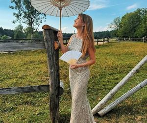 Jane Seymour ma 74 lata i wygląda obłędnie! Ujawniła, co dokładnie je