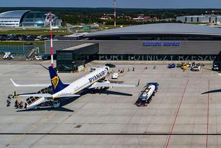 OFICJALNE: Tanie loty wracają do Jasionki k. Rzeszowa! Ryanair wznawia loty na 6 trasach