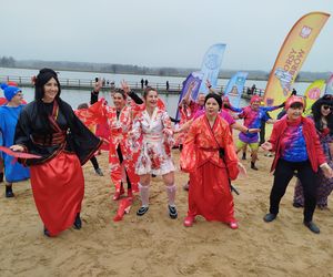 Mazowieckie Morsy otworzyły sezon morsowania 2025/2026 nad zalewem w Siedlcach