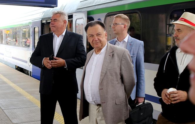 Pociąg "Słoneczny" już wozi nad morze 