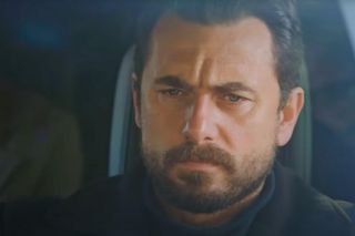 Feraye dowie się, że Sila jest jej dawno zaginioną córką.