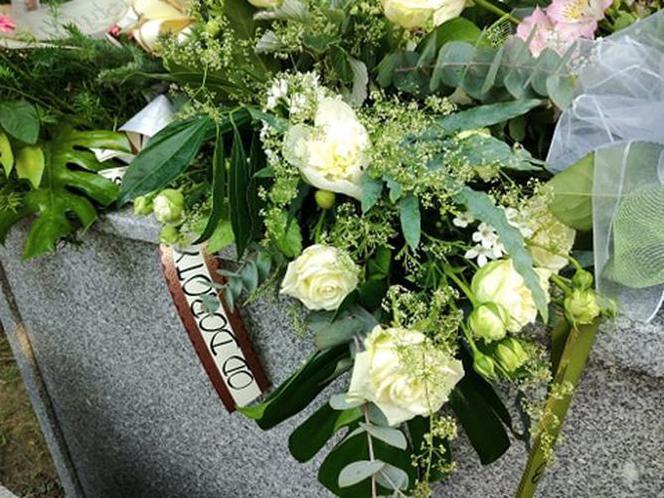 Tarnów. Ostatnie pożegnanie Karoliny Bojarskiej. Grobowiec utonął w kwiatach 