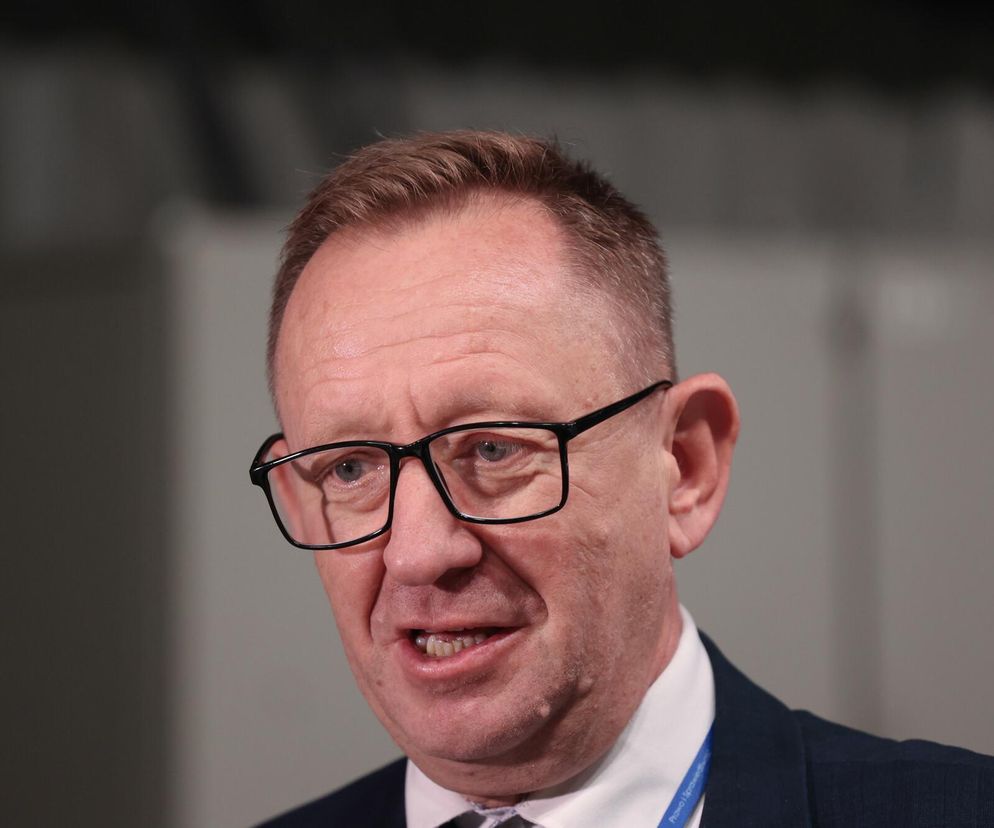 „Słodki” biznes PiS z Dawtoną. Jak musy owocowe zaplątały się w aferę CPK?