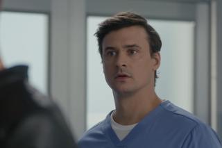 Na dobre i na złe odc. 854. Krzysztof Radwan (Mateusz Damięcki)