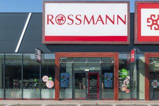 Viralowa masaka do włosów z Isany w większym rozmiarze! Rossmann wysłuchał próśb