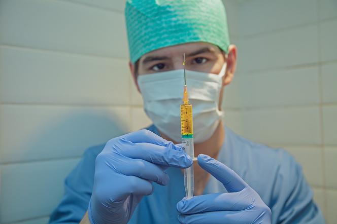 Wielkopolskie szpitale zamówiły 19 tysięcy szczepionek przeciwko COVID-19!