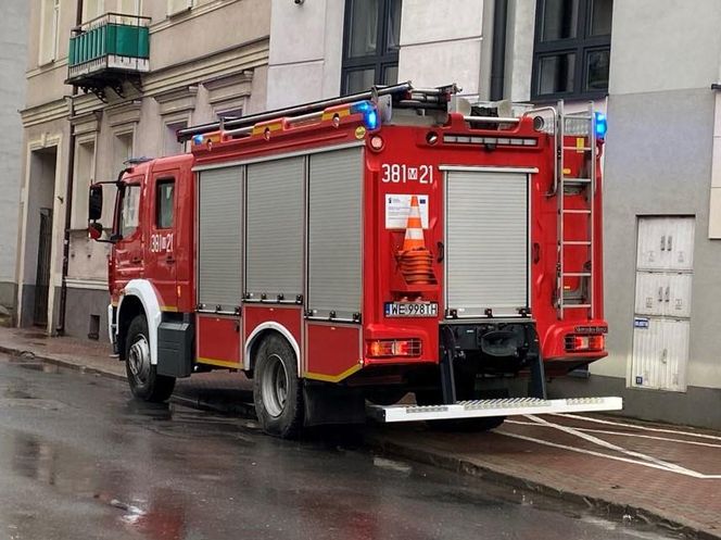 Kolumna samochodów strażackich przejedzie drogami powiatu siedleckiego