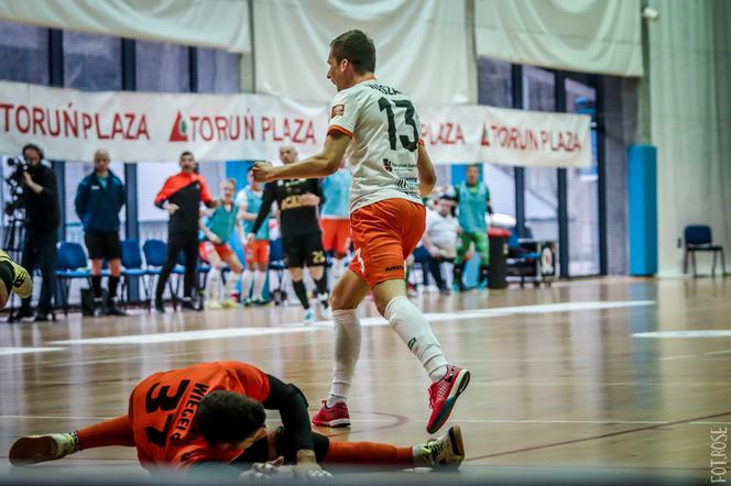 FC Toruń -  Acana Orzeł Jelcz-Laskowice 3:5, zdjęcia z meczu