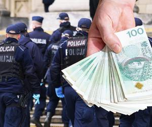 Praca w policji w Polsce. Brakuje 13 tys. funkcjonariuszy. Ile zarabia policjant? 