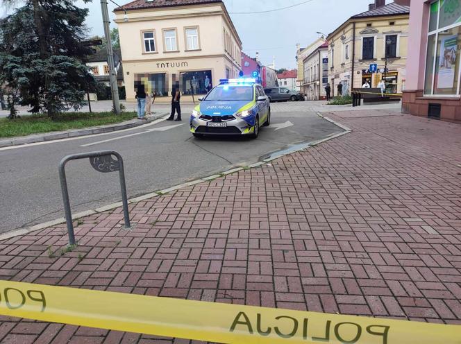 Ciało 44-letniego mężczyzny znalezione w centrum Tarnowa.