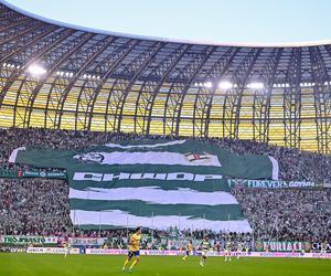 Derby Trójmiasta. Tak bawili się kibice na meczu Lechia Gdańsk - Arka Gdynia [ZDJĘCIA]