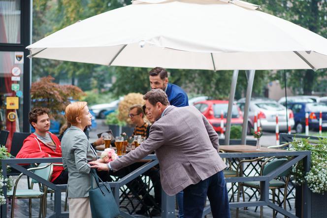 	Zawsze warto 2 sezon odcinek 20. Łukasz (Paweł Ławrynowicz), Dorota (Katarzyna Zielińska), Eryk (Wojciech Sikora)