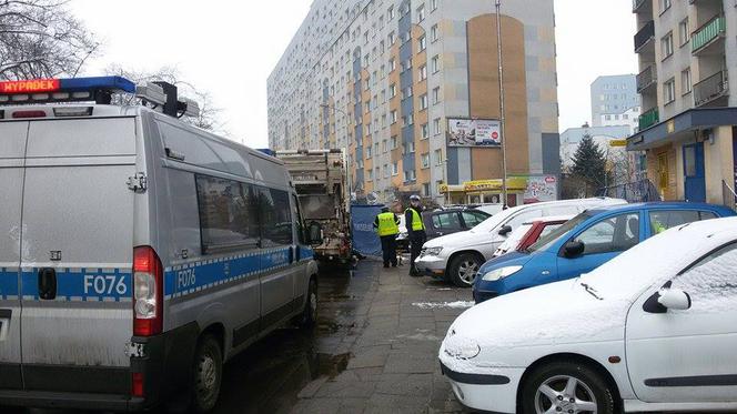 Śmiertelny wypadek na Widzewie. Na Czernika śmieciarka potrąciła kobietę