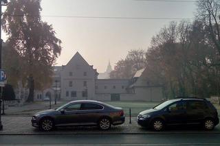 Prezydent Krakowa apeluje o korzystanie z komunikacji miejskiej ze względu na smog