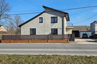  75-latek rzucił się na żonę z młotkiem i nożem! [GALERIA]