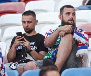 Górnik Zabrze - Termalica Nieciecza. Niesamowita atmosfera na Arenie Zabrze! Kibice Górnika dopingują swoją drużynę