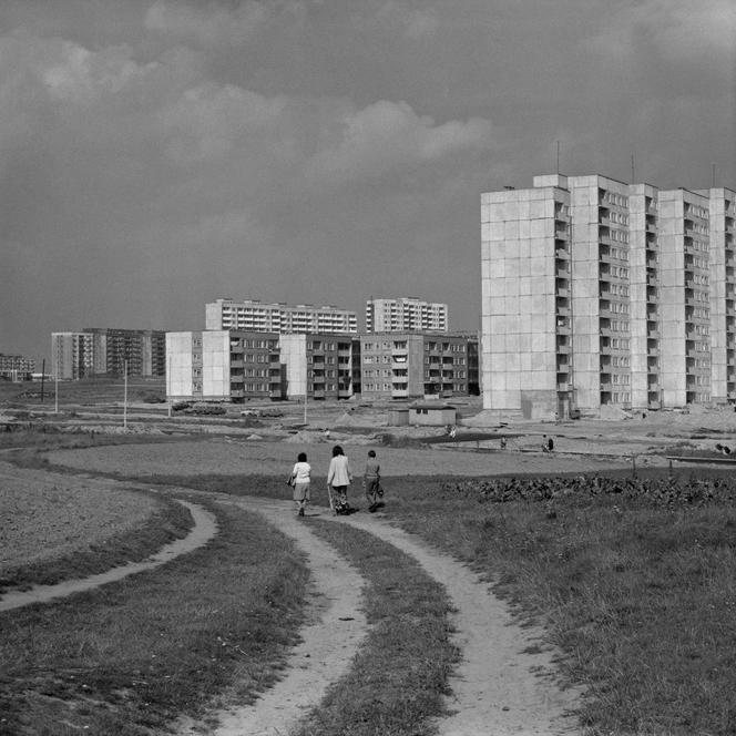 Polna droga na osiedle N, rok 1976