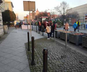 Protest rolników w Katowicach. Zablokowali centrum miasta