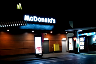 Warszawa: Czy McDonald's będzie otwarty w sylwestra? [INFORMATOR]