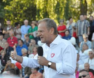 Donald Tusk, lider Platformy Obywatelskiej w Skarżysku-Kamiennej (Świętokrzyskie)