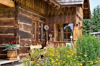 Stara chata w Bieszczadach