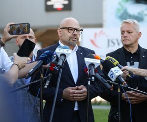 Akcja ratownicza po wstrząsie w kopalni Knurów. Mówi Adam Rozmus