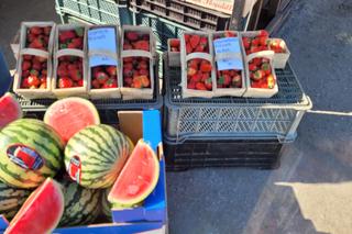 Drożyzna na olsztyńskim targu. Za kilogram truskawek zapłacimy nawet 40 zł! [ZDJĘCIA]