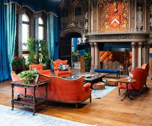 The Traitors. Zdrajcy